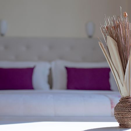 Hotel Oasis Саранде Екстериор снимка