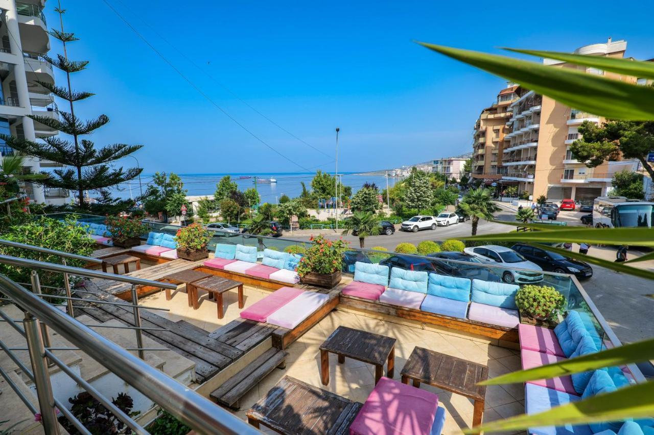 Hotel Oasis Саранде Екстериор снимка