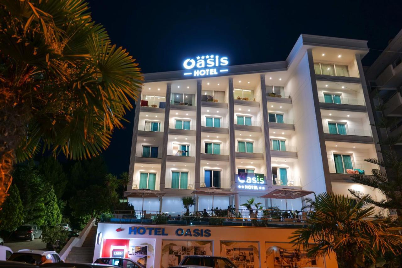 Hotel Oasis Саранде Екстериор снимка