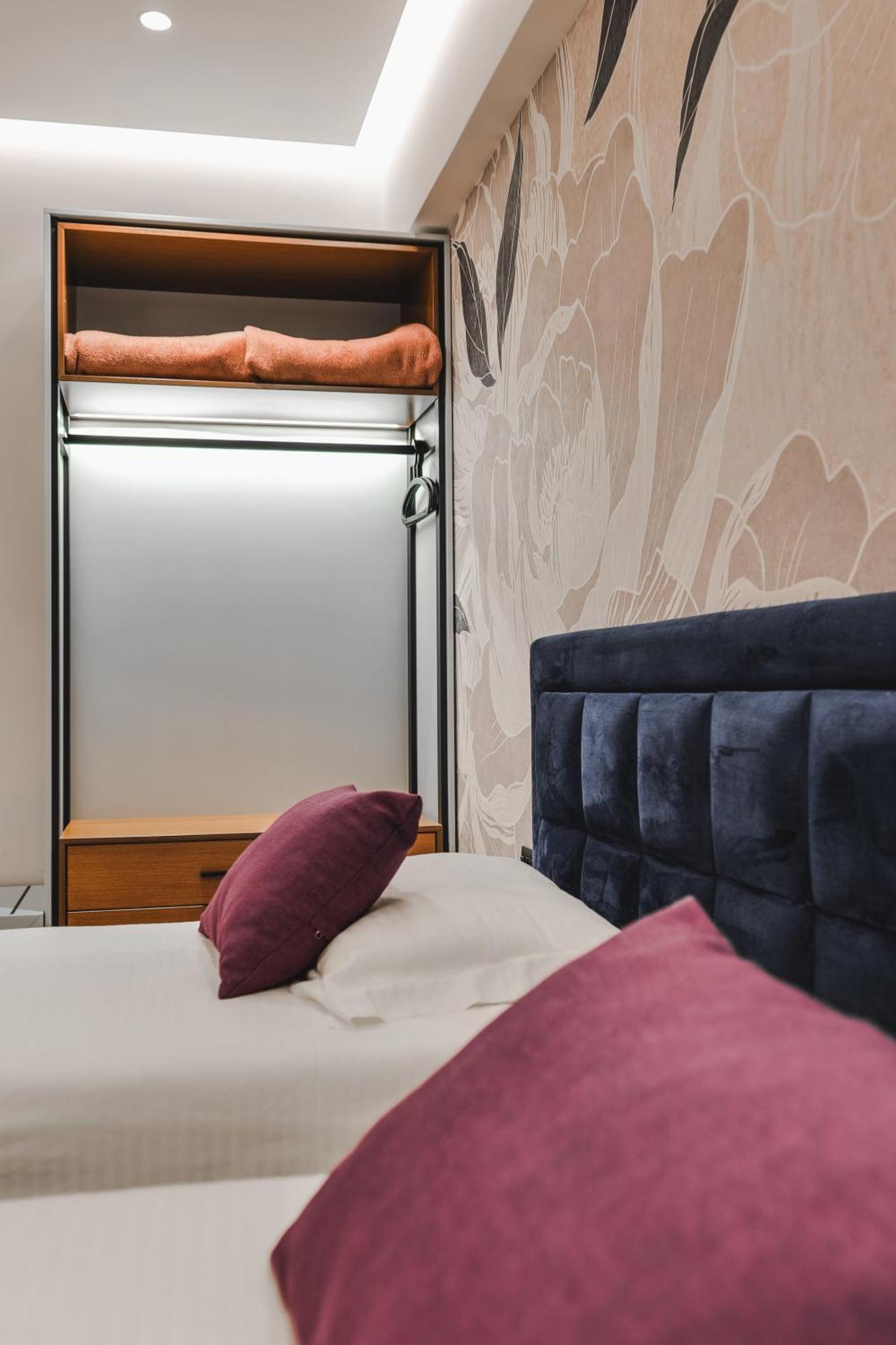 Hotel Oasis Саранде Екстериор снимка