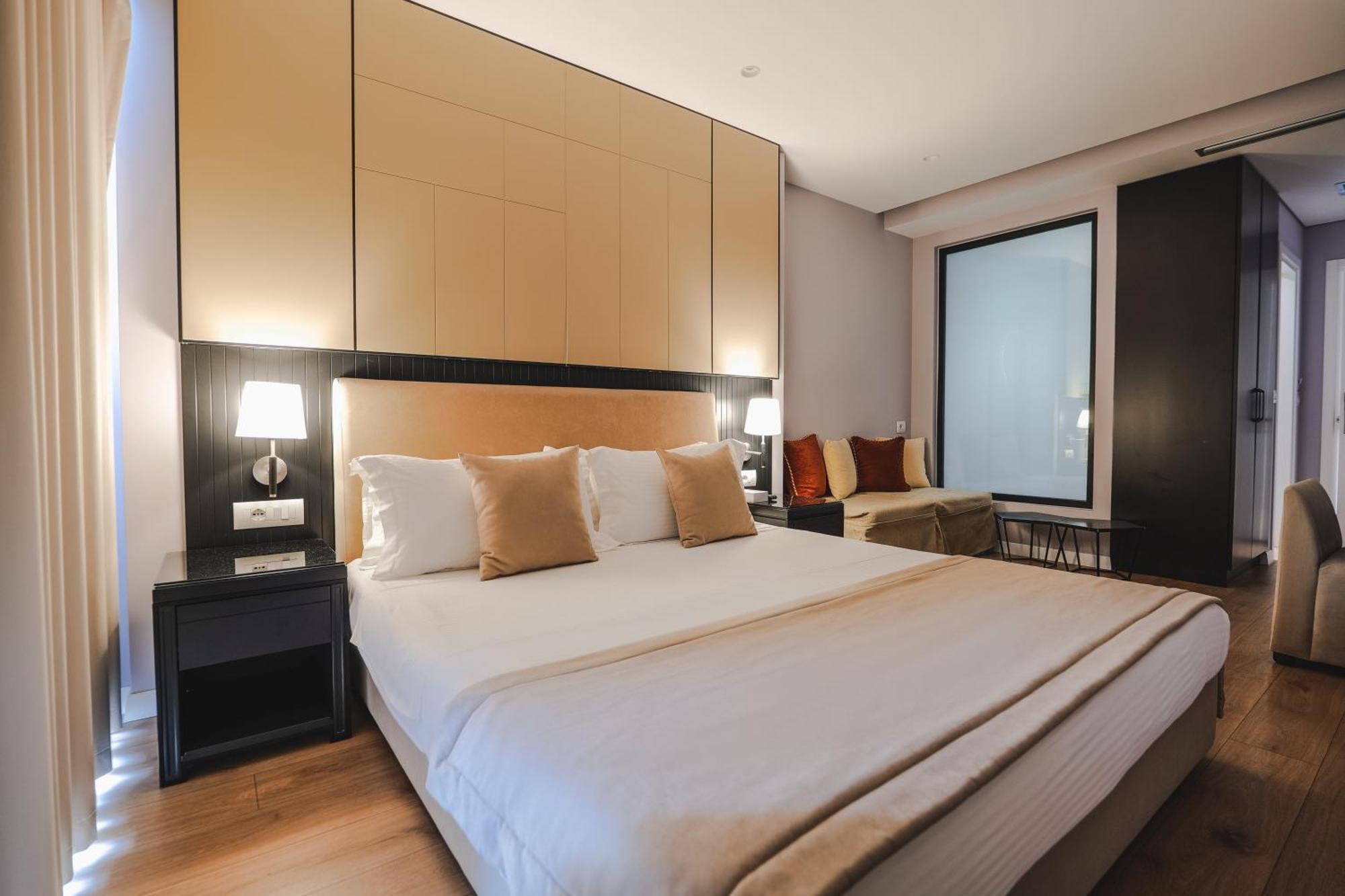 Hotel Oasis Саранде Екстериор снимка