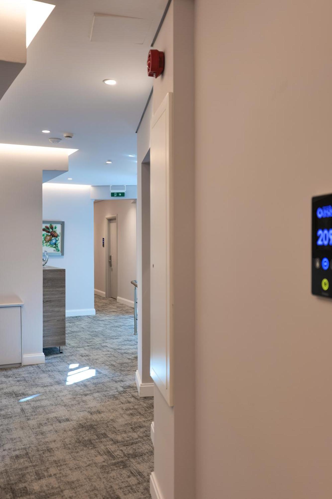 Hotel Oasis Саранде Екстериор снимка