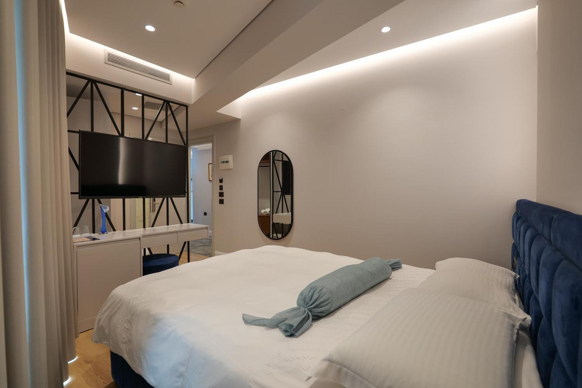 Hotel Oasis Саранде Екстериор снимка